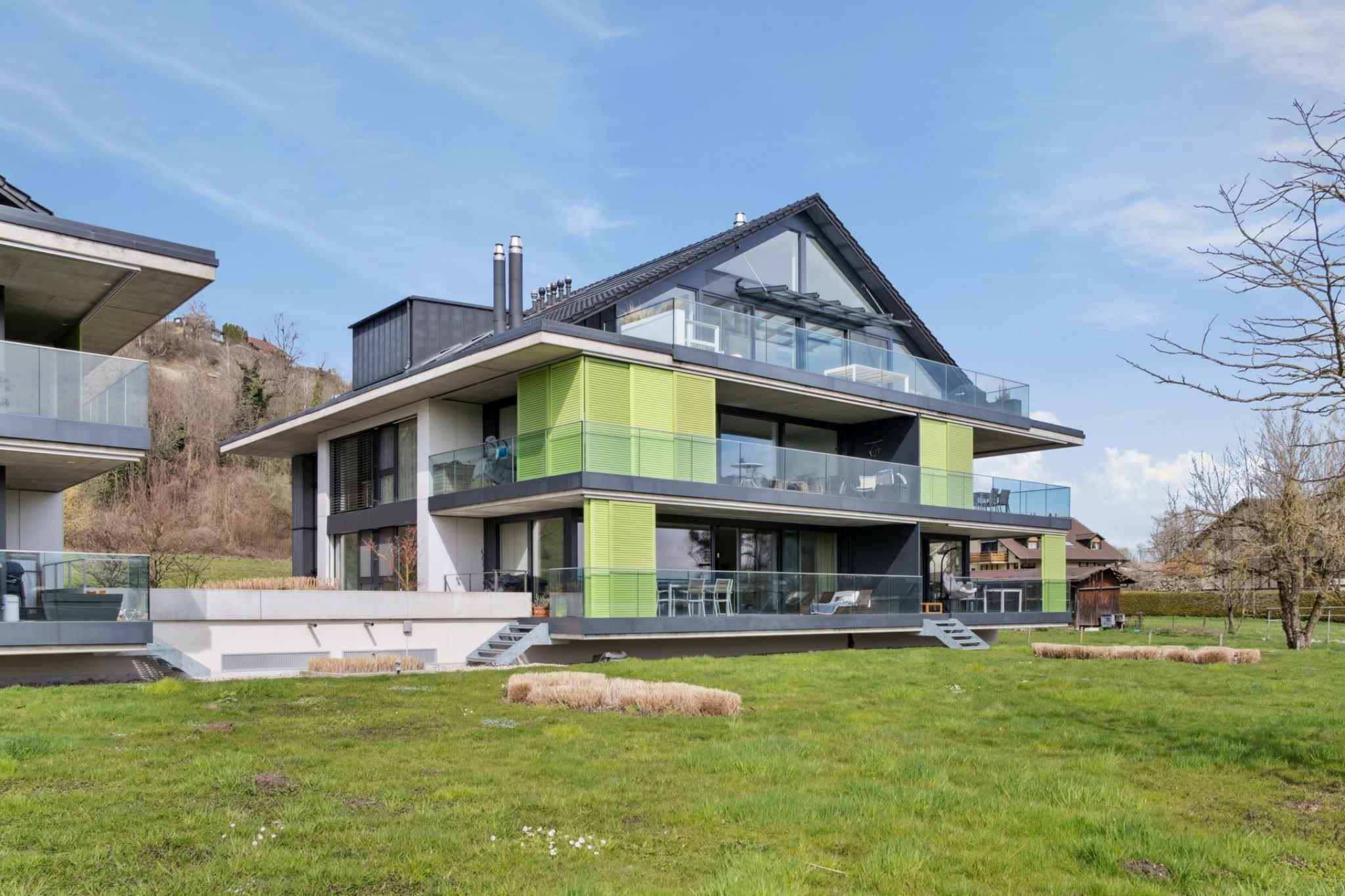 Appartement récent de 3.5 pièces avec balcon et jardin privatif