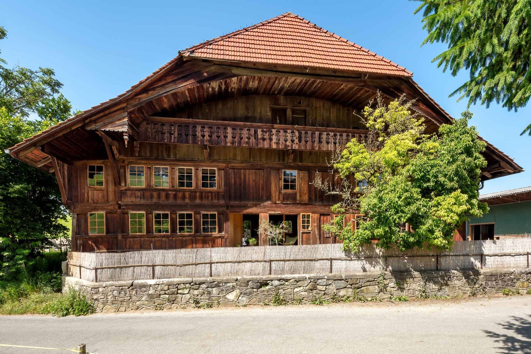 Renovated riding farm of 8.5 rooms with lofts