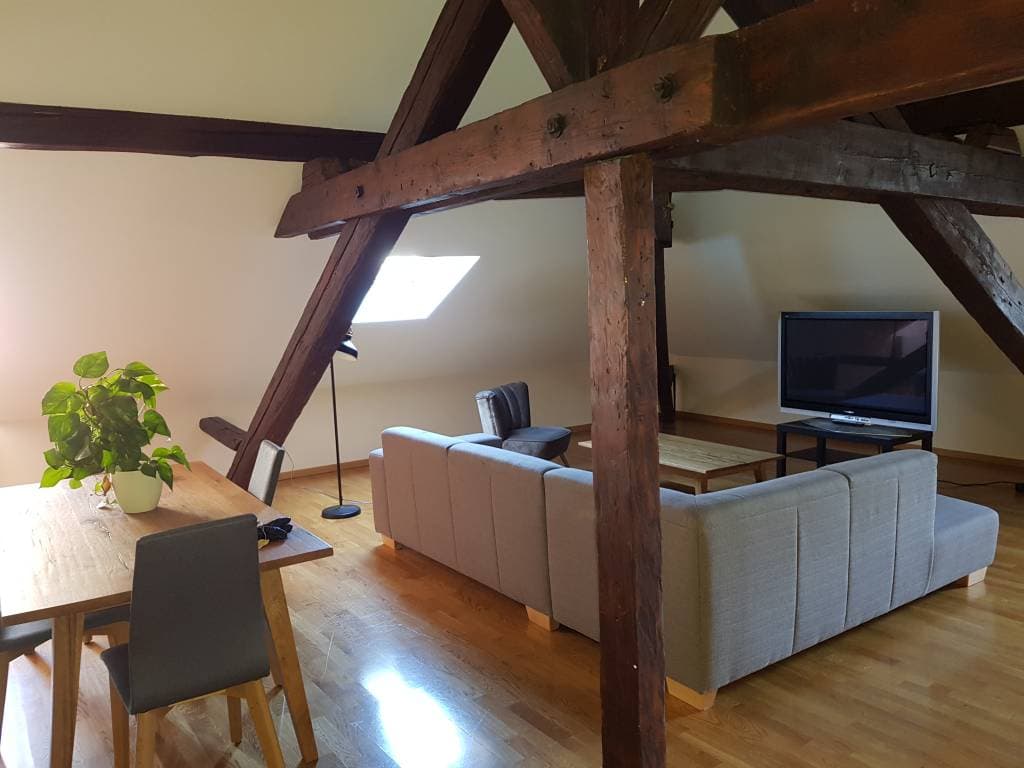 Appartement en attique de 4 pièces 