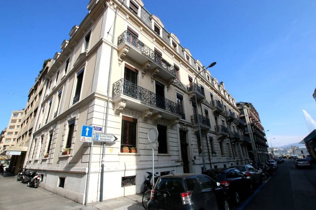 Bureaux vers le Quai du Mont-Blanc