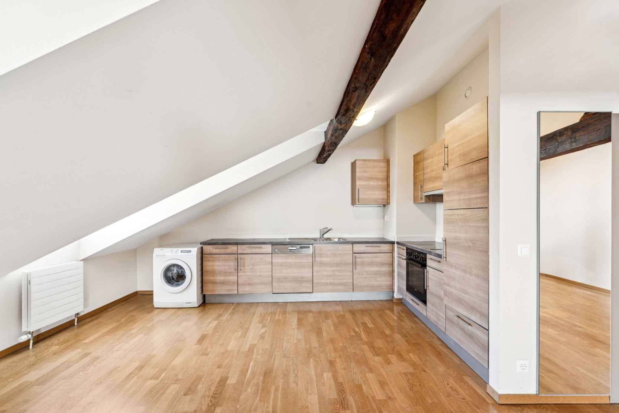 Appartement en attique de 4 pièces 