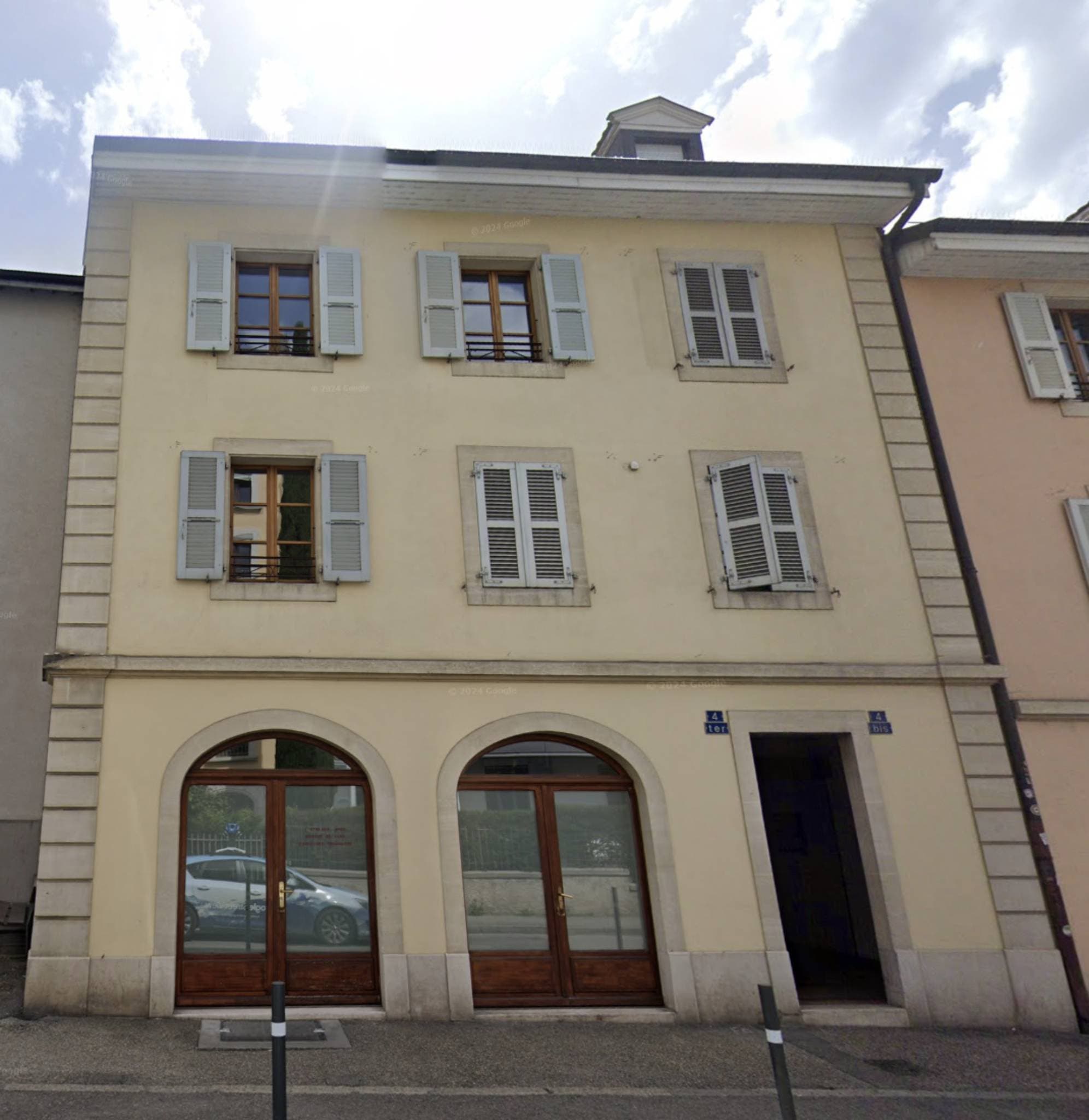 Superbe duplex rénové de 5 pièces au 2ème étage