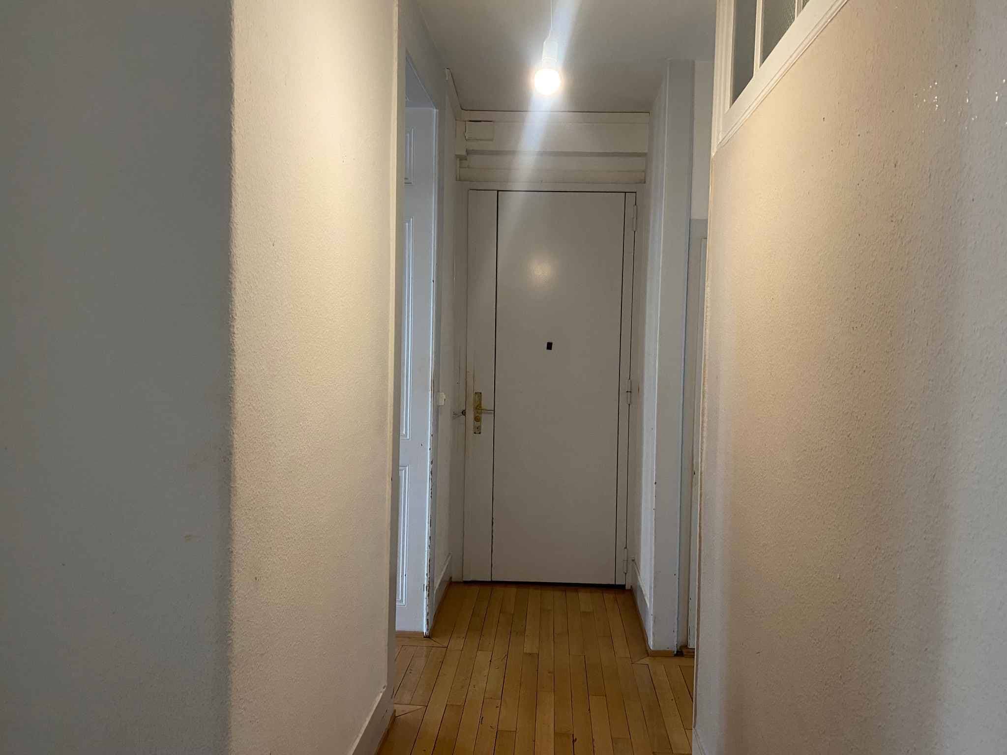 Rue des Eaux-Vives 106