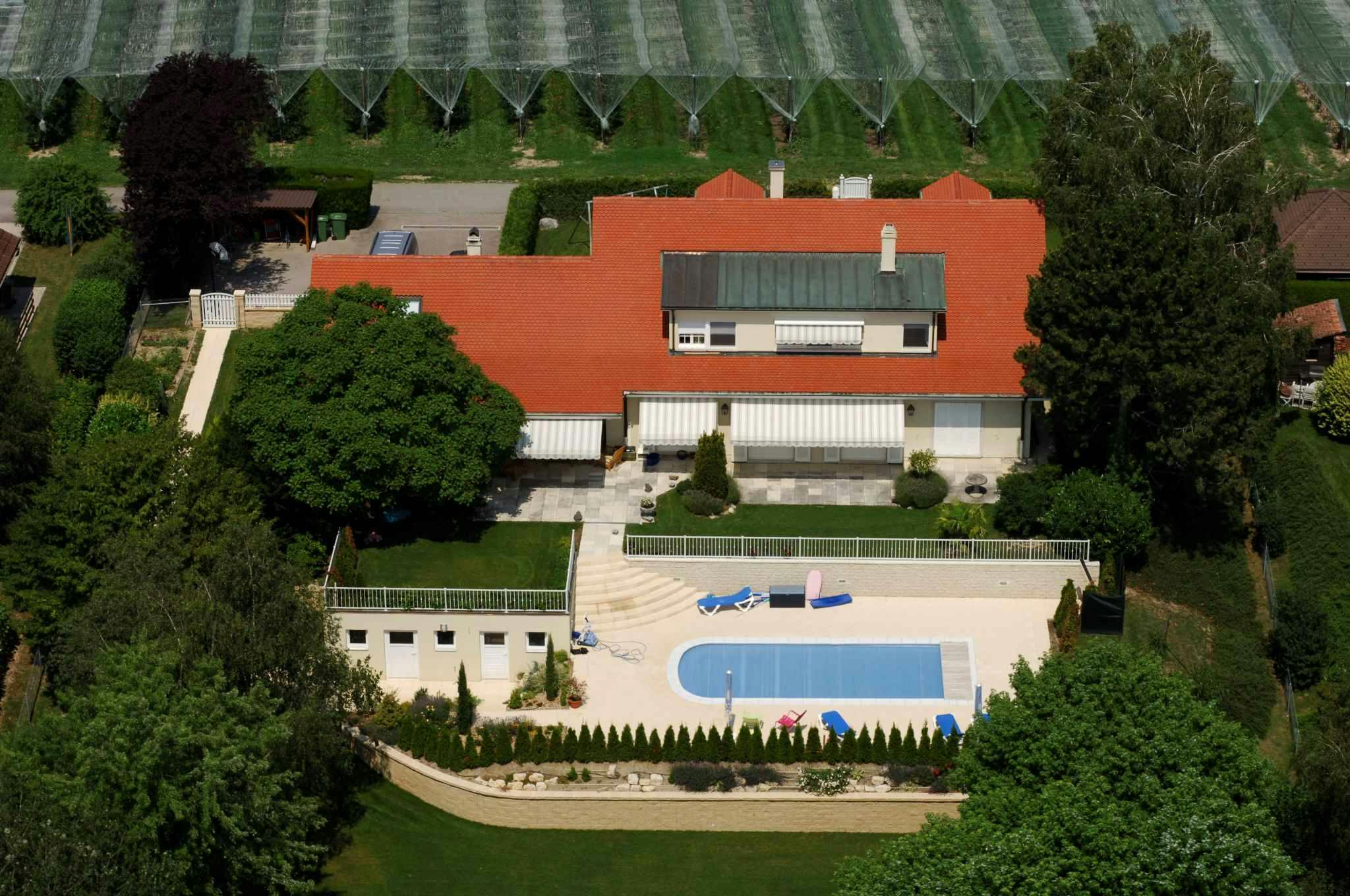 Villa individuelle avec piscine